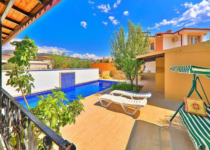 Comfortable With Pool *