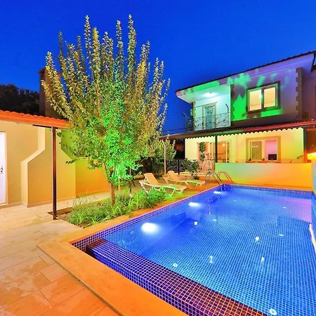 Comfortable With Pool Вилла